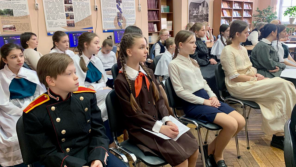 Участников Всероссийского форума «Школьный музей. Смыслы времени» принимали в Павловской гимназии