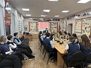 В память о жителях и защитниках непокоренного города зажигаются Искры надежды в школьных музеях