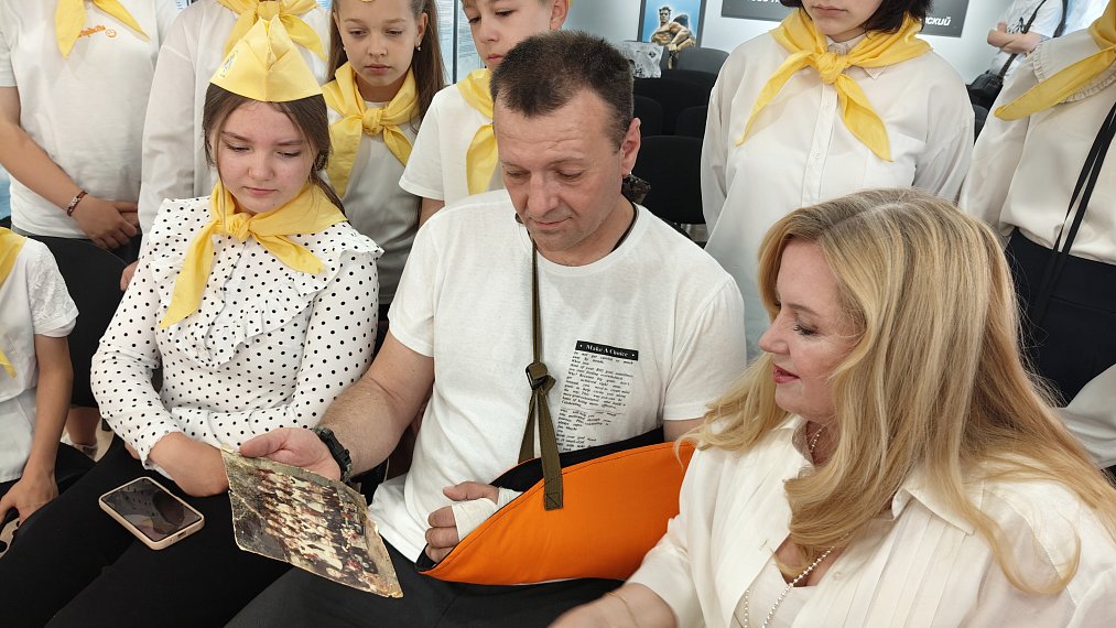 Защитник Отечества – гость родной школы