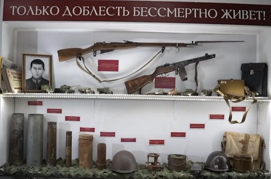 Министр образования и науки Чеченской Республики передал ценные экспонаты военно-патриотическому музею «Дорогами отцов»